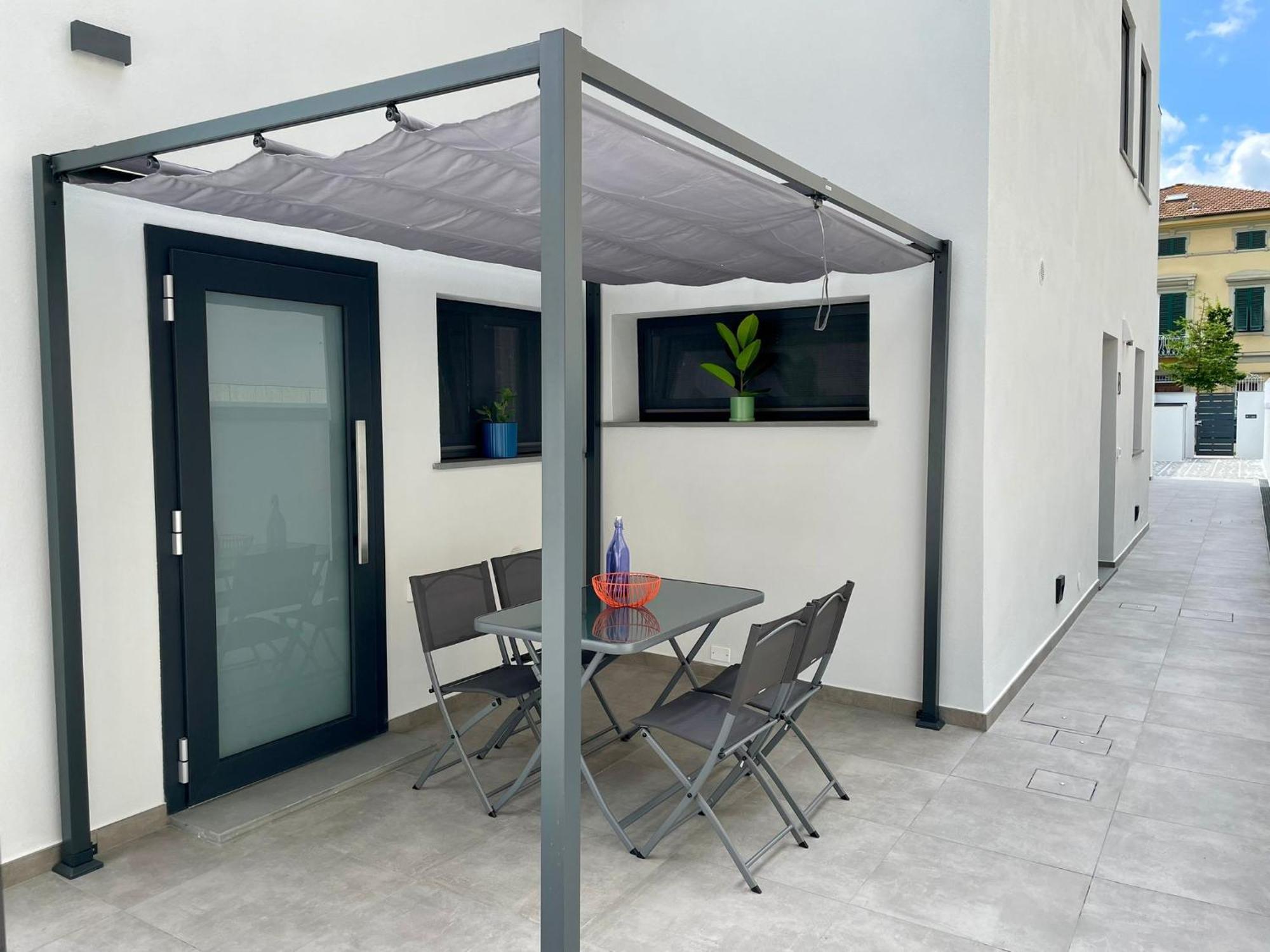 Elisa Apartments B - In Front Of The Walls Of Lucca Exteriör bild
