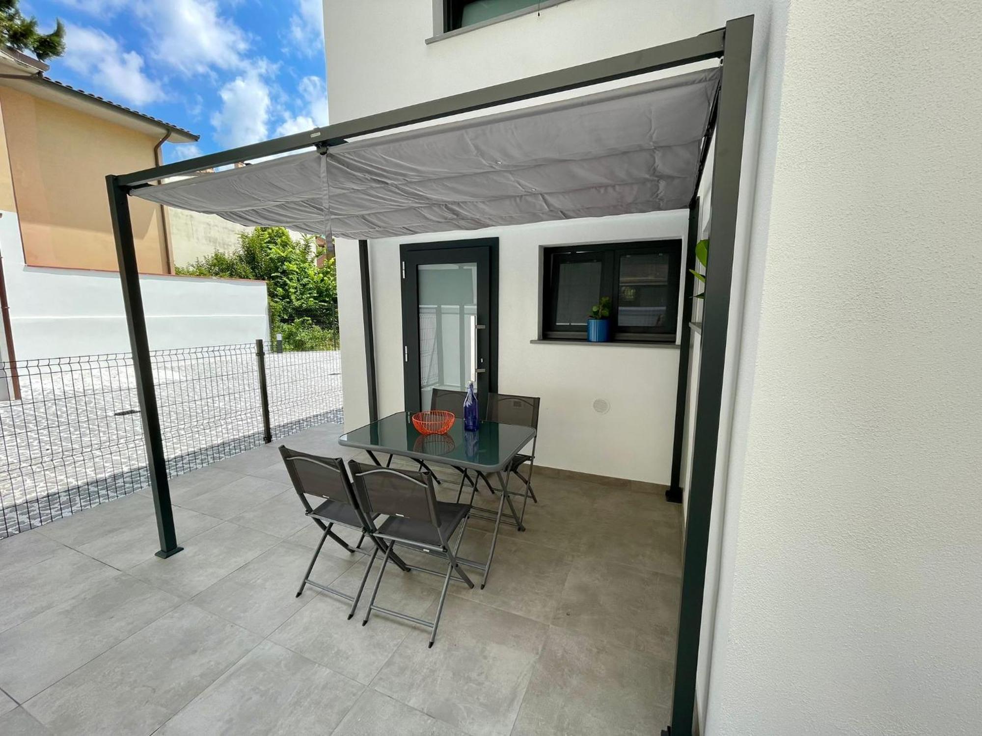 Elisa Apartments B - In Front Of The Walls Of Lucca Exteriör bild